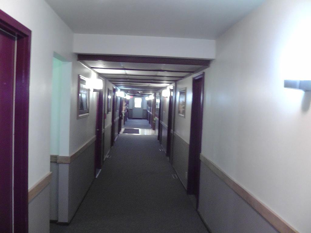 Motel 95 & Campground Hixton ภายนอก รูปภาพ